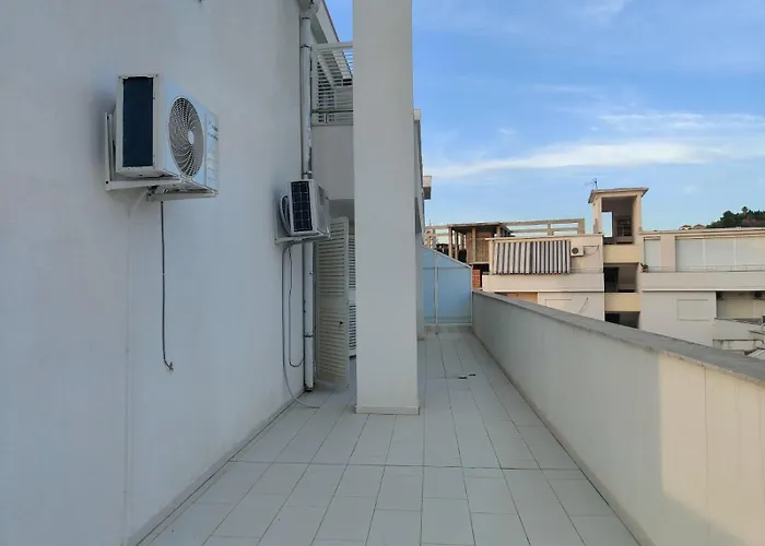 Magnifique Duplex Avec Terrasse Et Balcon Vue Mer A 100M De La Plage 3 Chambres