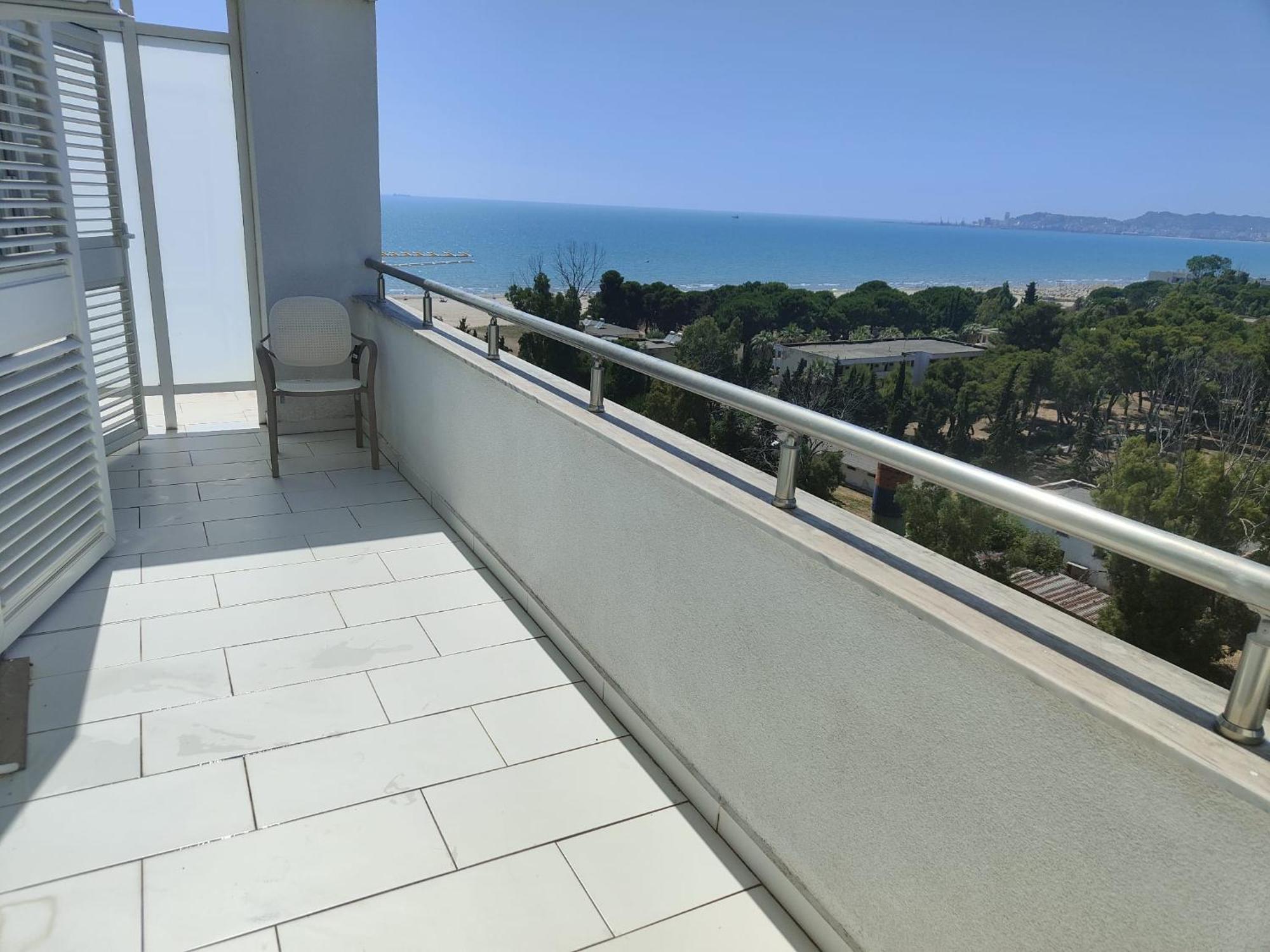 Apartment Magnifique Duplex Avec Terrasse Et Balcon Vue A 100m De La 3